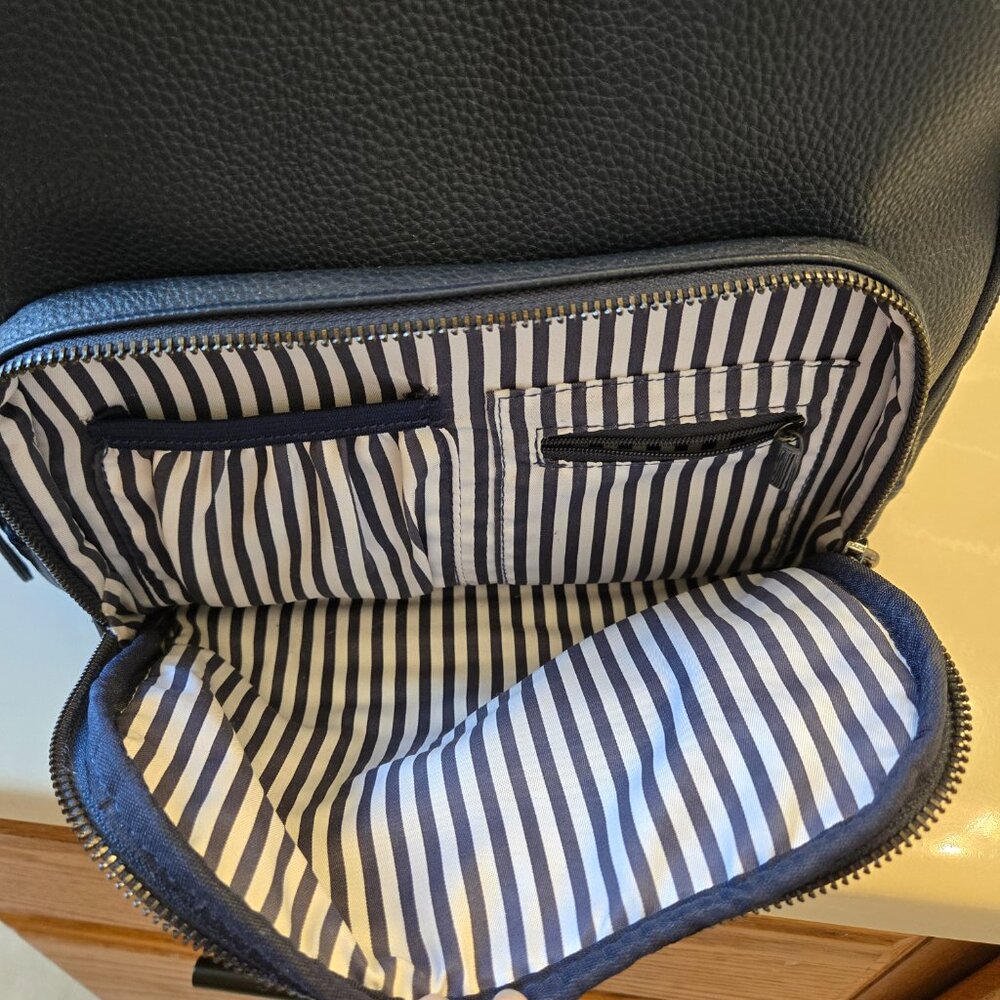 RadRev bag - Picture 2 of 6